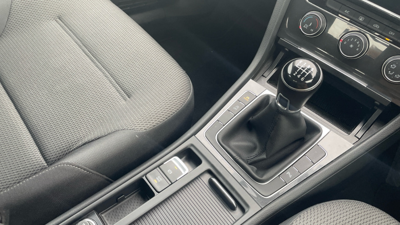 Volkswagen Golf 1.5 TSI EVO SE [Nav] 5dr Petrol Hatchback